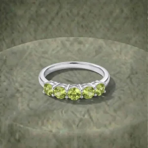 Naturlig Peridot Eternity Ring